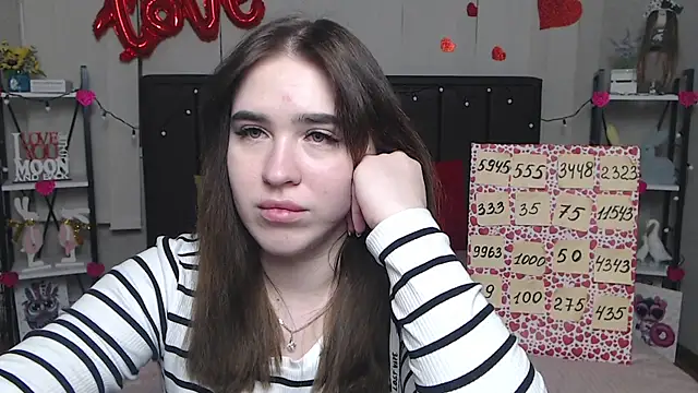 LauraHlot online show from 14, 3, 2025