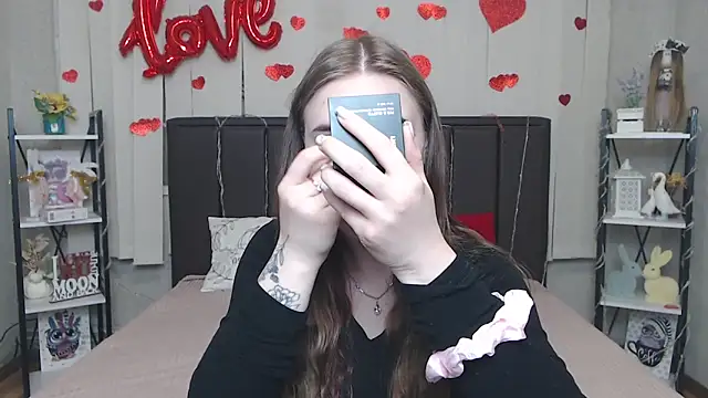 LauraHlot online show from 17, 3, 2026