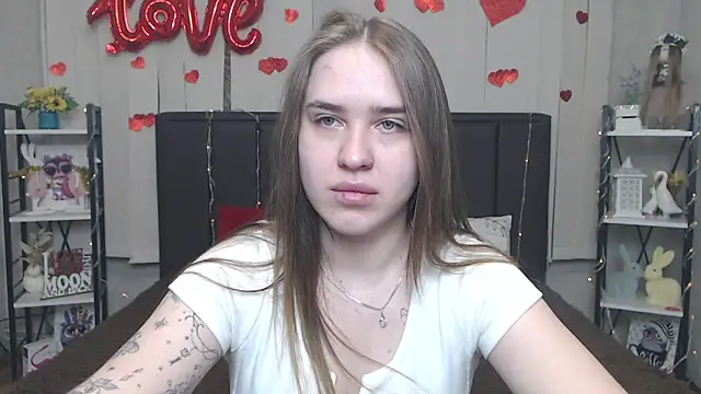 LauraHlot online show from 19, 5, 2026