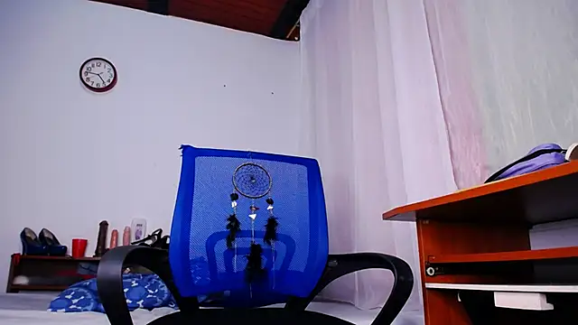 anyaadamss online show from 9, 2, 2025