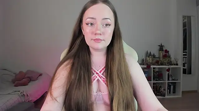 WalkingGirl online show from 14, 2, 2026