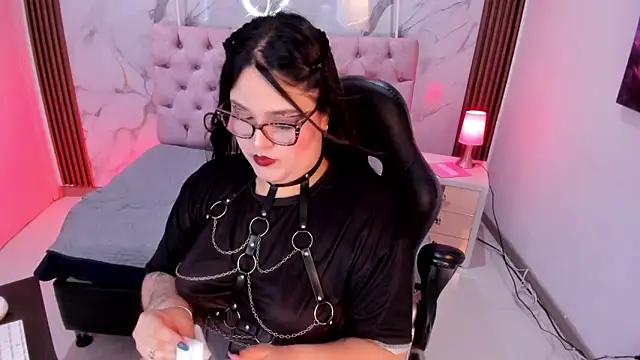 Camiila Osorio online show from 28, 3, 2026