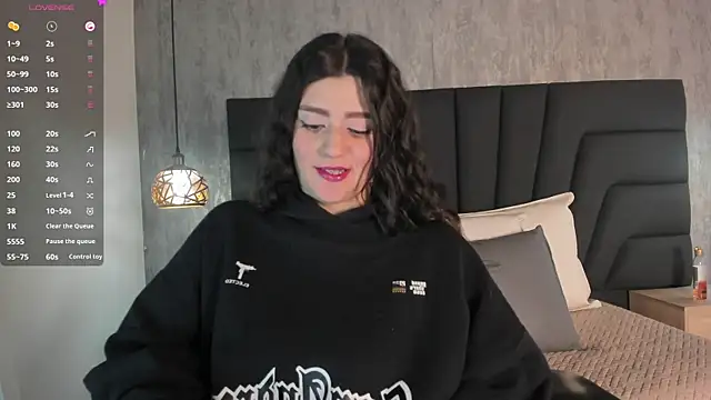 Snapshot of SARA_STONE17 chatting on 17, 2, 2025 SARA STONE17 online show from 17, 2, 2025