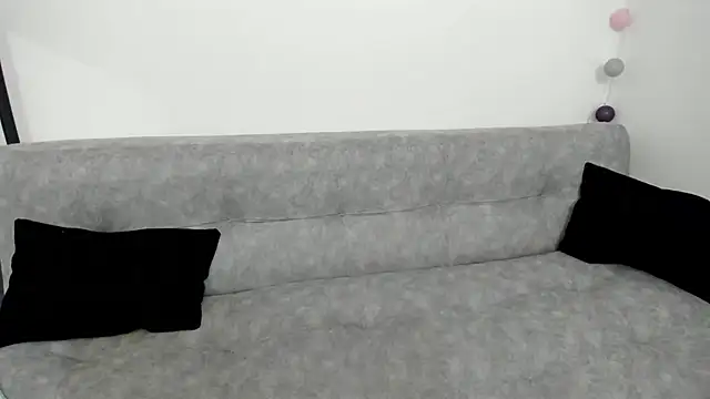 Sofiskies online show from 1, 3, 2025