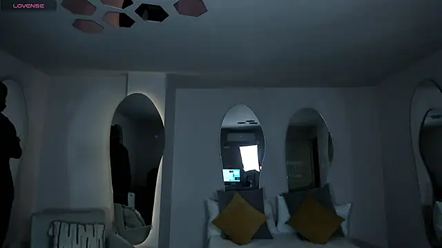 ValeriaVelvet online show from 3, 2, 2026