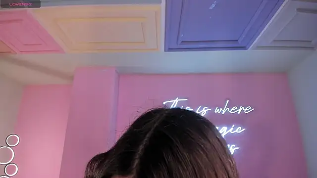 ValeriaVelvet online show from 11, 4, 2026