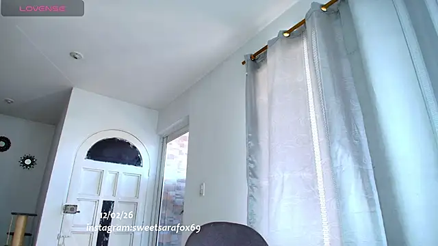 sweetsarasofia online show from 12, 2, 2026