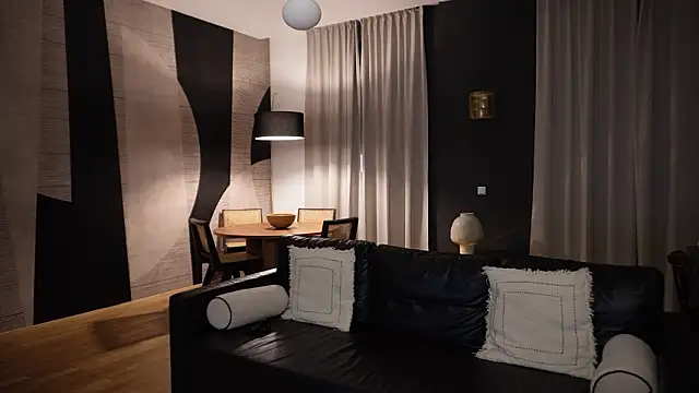 Nik Sharp online show from 8, 3, 2026