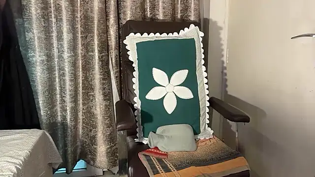 Cupid of Hearts online show from 16, 4, 2026