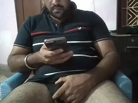 Snapshot of boyplay1000 chatting on 4, 12, 2024 boyplay1000 online show from 4, 12, 2024