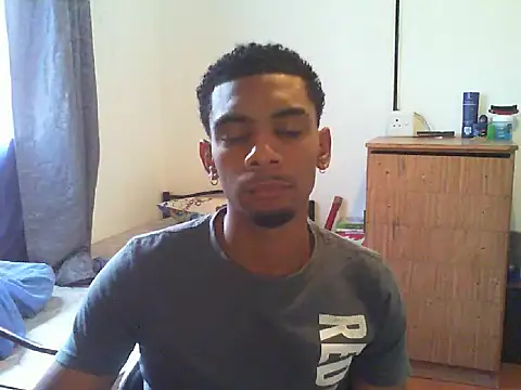 29YOURZ 28  online show from 19, 2, 2025