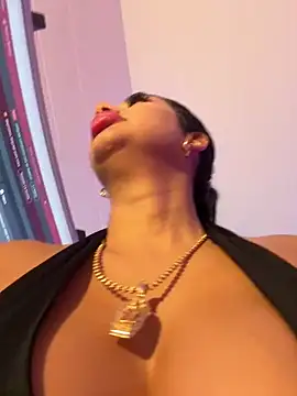 kiim taaylor online show from 14, 3, 2025