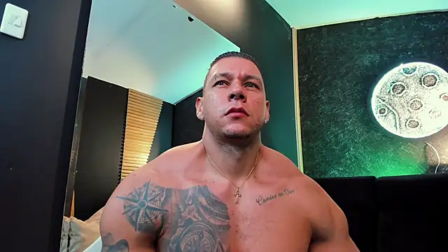 MassimoWalton2 online show from 23, 12, 2024