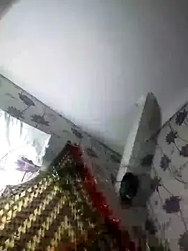 SweetLeila40 online show from 25, 12, 2024