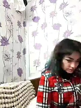 SweetLeila40 online show from 4, 2, 2025