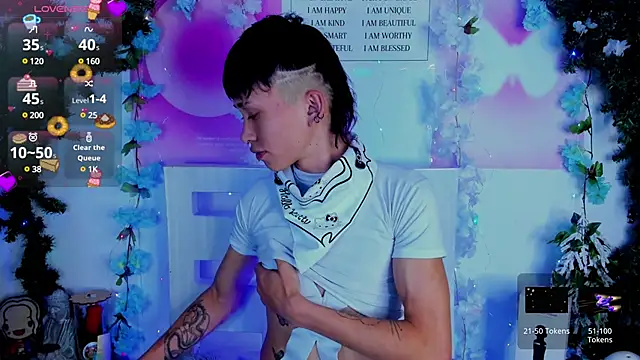 Snapshot of juniior_2311_ chatting on 25, 1, 2025 juniior 2311  online show from 25, 1, 2025