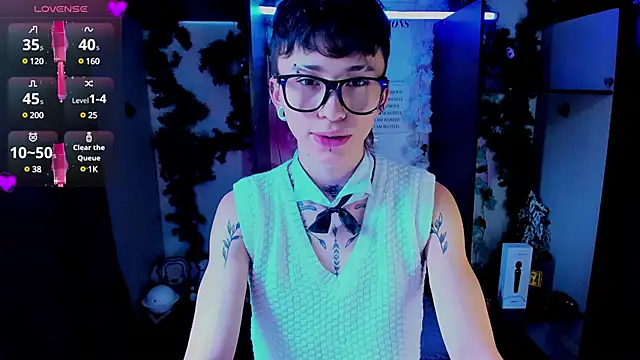 Snapshot of juniior_2311_ chatting on 19, 2, 2025 juniior 2311  online show from 19, 2, 2025