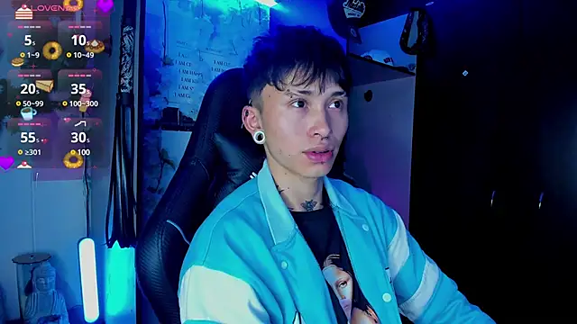 Snapshot of juniior_2311_ chatting on 17, 3, 2025 juniior 2311  online show from 17, 3, 2025