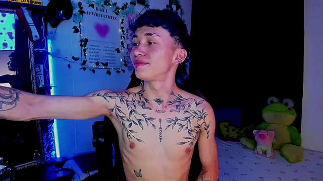 Snapshot of juniior_2311_ chatting on 9, 9, 2025 juniior 2311  online show from 9, 9, 2025