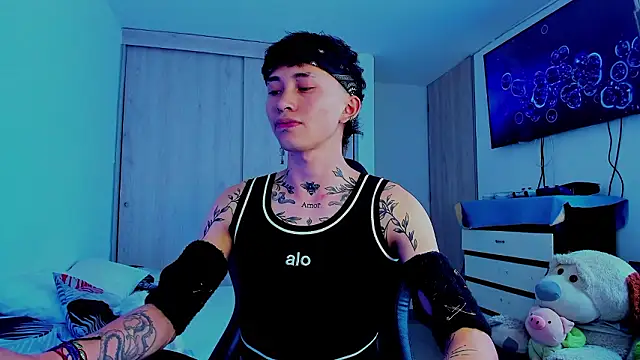 juniior 2311  online show from 3, 2, 2026