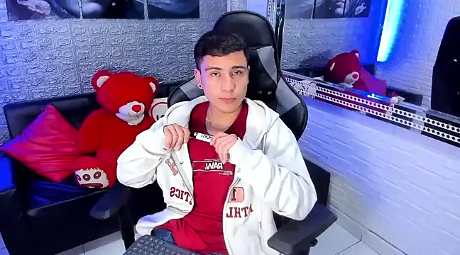 salvadorgomezx online show from 14, 1, 2025