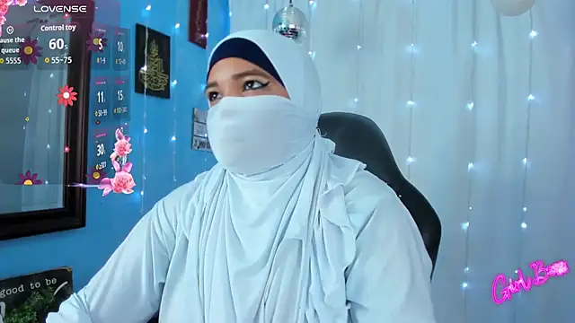 Snapshot of Falak-Yasin chatting on 28, 4, 2026 Falak-Yasin online show from 28, 4, 2026