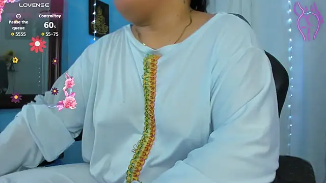 Snapshot of Falak-Yasin chatting on 5, 5, 2026 Falak-Yasin online show from 5, 5, 2026