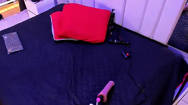 ivannabellini online show from 19, 4, 2026