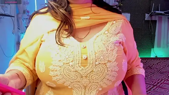 Gulabi Queen online show from 6, 2, 2025