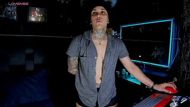 ZhoeStrong online show from 10, 4, 2026