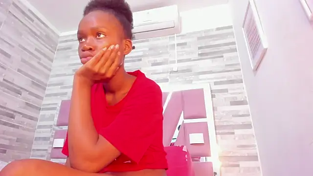 Snapshot of ebony_march chatting on 11, 2, 2025 ebony march online show from 11, 2, 2025