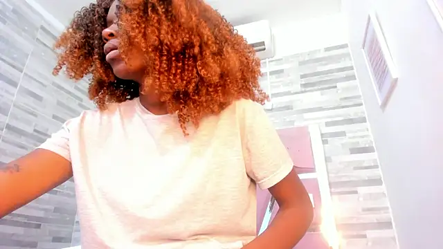 Snapshot of ebony_march chatting on 20, 3, 2025 ebony march online show from 20, 3, 2025