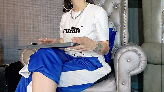 LusstCruella online show from 19, 10, 2025