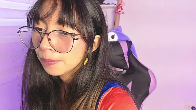 Yommi Winx online show from 13, 11, 2025