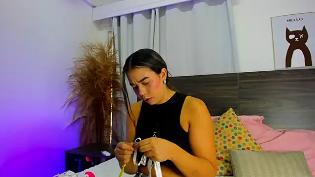 Martina Miiller online show from 6, 2, 2025