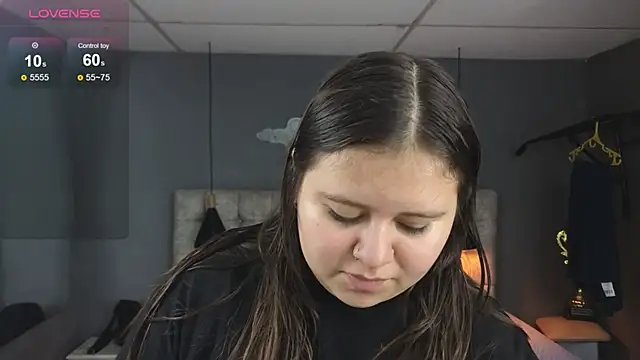 Laia and Aloby online show from 29, 11, 2025