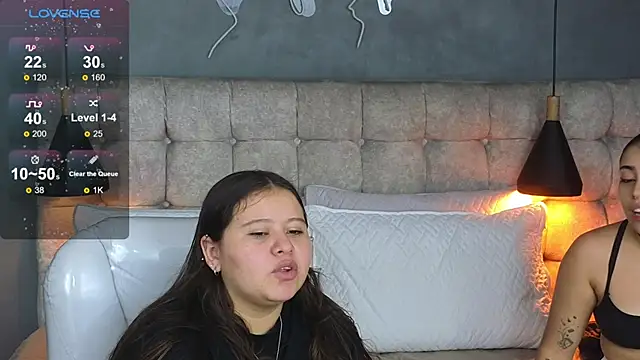 Laia and Aloby online show from 18, 12, 2025