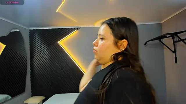 Laia and Aloby online show from 28, 3, 2026