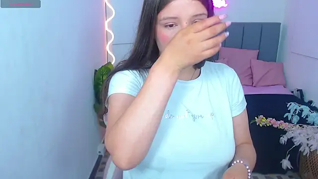 Krysstal tay online show from 23, 1, 2025