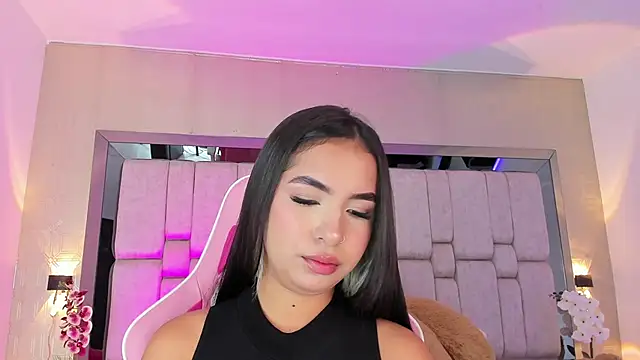  SofiaCortez  online show from 8, 2, 2025