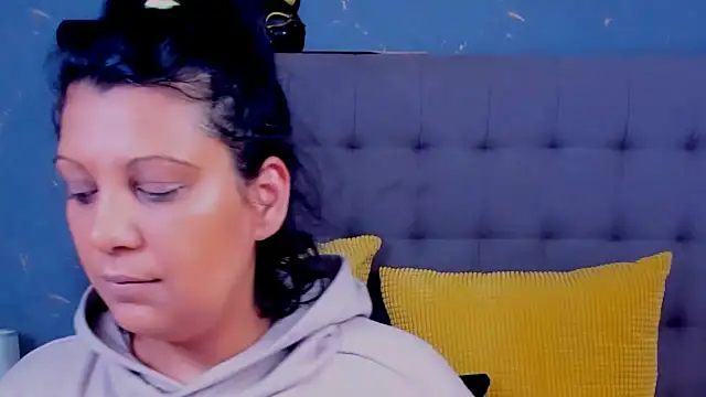 AmyCubes online show from 7, 3, 2025