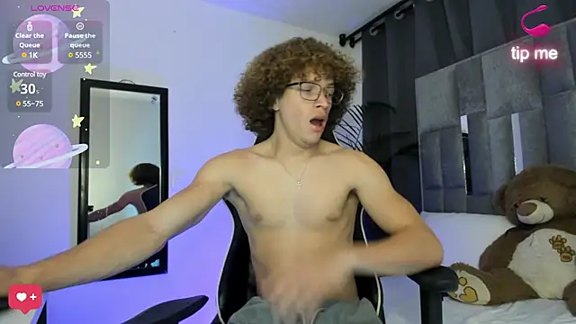 Snapshot of All3ssandr0 chatting on 11, 1, 2025 All3ssandr0 online show from 11, 1, 2025