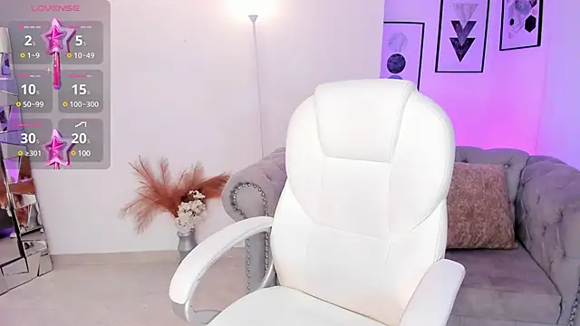 Snapshot of kendaall_jenner_ chatting on 10, 12, 2024 kendaall jenner online show from 10, 12, 2024