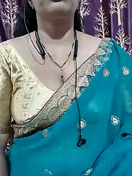 Snapshot of bhuvana555 chatting on 1, 1, 2025 bhuvana555 online show from 1, 1, 2025