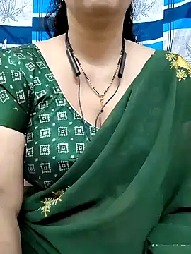 Snapshot of bhuvana555 chatting on 3, 1, 2025 bhuvana555 online show from 3, 1, 2025