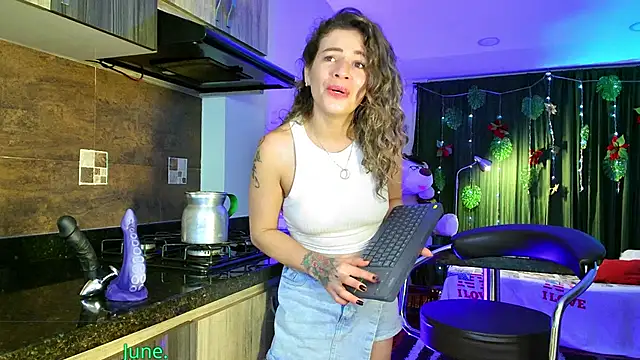 oriana thomson2 online show from 11, 1, 2025