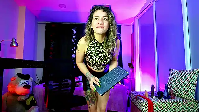 oriana thomson2 online show from 10, 2, 2025