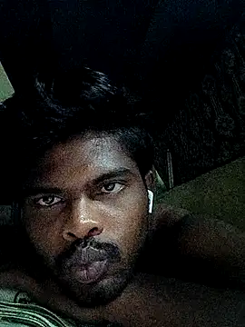 Snapshot of king8580 chatting on 1, 10, 2025 king8580 online show from 1, 10, 2025