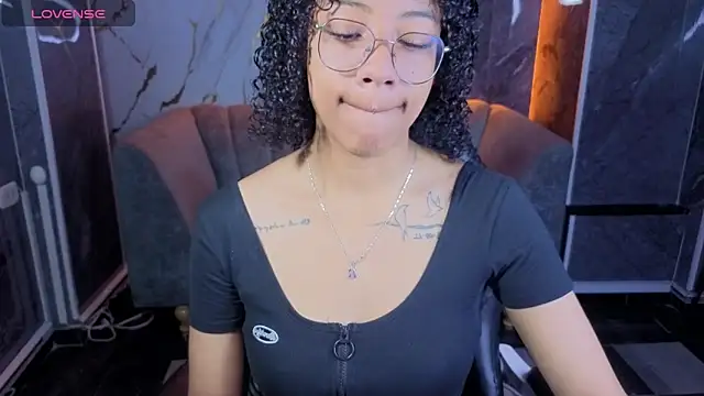 Violeth b online show from 10, 2, 2026