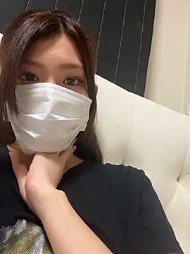 Snapshot of mio_nyan_ chatting on 4, 10, 2025 mio nyan online show from 4, 10, 2025